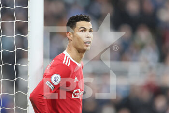 2021-12-27 - Cristiano Ronaldo (7) of Manchester United during the English championship Premier League football match between Newcastle United and Manchester United on December 27, 2021 at St James's Park in Newcastle, England - NEWCASTLE UNITED VS MANCHESTER UNITED - ENGLISH PREMIER LEAGUE - SOCCER
