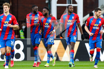 2021-12-28 - Odsonne Edouard (22) of Crystal Palace celebrates his goal with Cheikhou Kouyate 1-0 during the English championship Premier League football match between Crystal Palace and Norwich City on December 28, 2021 at Selhurst Park in London, England - CRYSTAL PALACE VS NORWICH CITY - ENGLISH PREMIER LEAGUE - SOCCER