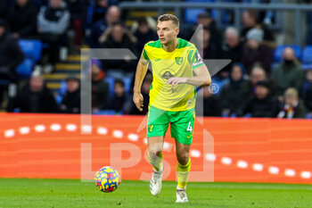 2021-12-28 - Ben Gibson (4) of Norwich City during the English championship Premier League football match between Crystal Palace and Norwich City on December 28, 2021 at Selhurst Park in London, England - CRYSTAL PALACE VS NORWICH CITY - ENGLISH PREMIER LEAGUE - SOCCER