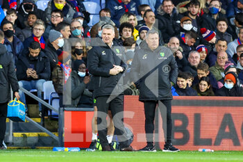 2021-12-28 - Dean Smith Manager of Norwich City during the English championship Premier League football match between Crystal Palace and Norwich City on December 28, 2021 at Selhurst Park in London, England - CRYSTAL PALACE VS NORWICH CITY - ENGLISH PREMIER LEAGUE - SOCCER