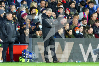 2021-12-28 - Dean Smith Manager of Norwich City during the English championship Premier League football match between Crystal Palace and Norwich City on December 28, 2021 at Selhurst Park in London, England - CRYSTAL PALACE VS NORWICH CITY - ENGLISH PREMIER LEAGUE - SOCCER