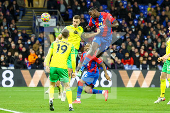 2021-12-28 - Jean-Philippe Mateta (14) of Crystal Palace heads towards goal during the English championship Premier League football match between Crystal Palace and Norwich City on December 28, 2021 at Selhurst Park in London, England - CRYSTAL PALACE VS NORWICH CITY - ENGLISH PREMIER LEAGUE - SOCCER