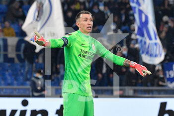 2021-12-09 - Fernando Muslera (Galatasaray) during the UEFA Europa League football match between SS Lazio and Galatasaray at The Olympic Stadium in Rome on 09 December 2021. - SS LAZIO VS GALATASARAY FC - UEFA EUROPA LEAGUE - SOCCER
