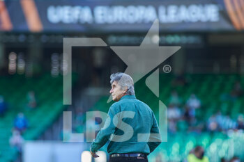 2021-09-16 - Manuel Pellegrini, head coach of Real Betis during the UEFA Europa League, Group G, football match played between Real Betis and Celtic FC at Benito Villamarin stadium on September 16, 2021, in Sevilla, Spain. Photo Joaquin Corchero / Spain DPPI / DPPI - REAL BETIS VS CELTIC FC - UEFA EUROPA LEAGUE - SOCCER
