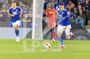 2021-09-16 - Leicester City Midfielder Harvey Barnes (7) brings the ball during the Europa League match between Leicester City and Napoli at the King Power Stadium, Leicester, England on 16 September 2021. Photo John Mallett / ProSportsImages / DPPI - LEICESTER CITY VS SSC NAPOLI - UEFA EUROPA LEAGUE - SOCCER