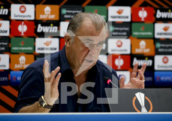 2021-09-30 - Coach of Galatasaray Fatih Terim answers to the media during the post-match press conference following the UEFA Europa League, Group E football match between Olympique de Marseille (OM) and Galatasaray SK on September 30, 2021 at Stade Velodrome in Marseille, France - OLYMPIQUE DE MARSEILLE (OM) VS GALATASARAY SK - UEFA EUROPA LEAGUE - SOCCER