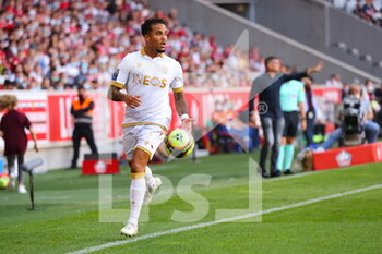 2021-08-14 - Justin KLUIVERT 21 Nice during the French championship Ligue 1 football match between LOSC Lille and OGC Nice on August 14, 2021 at Pierre Mauroy stadium in Villeneuve-d'Ascq near Lille, France - Photo Laurent Sanson / LS Medianord / DPPI - LOSC LILLE VS OGC NICE - FRENCH LIGUE 1 - SOCCER