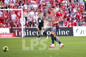 2021-08-14 - Captain José FONTE 6 LOSC during the French championship Ligue 1 football match between LOSC Lille and OGC Nice on August 14, 2021 at Pierre Mauroy stadium in Villeneuve-d'Ascq near Lille, France - Photo Laurent Sanson / LS Medianord / DPPI - LOSC LILLE VS OGC NICE - FRENCH LIGUE 1 - SOCCER