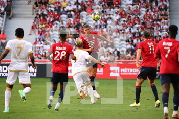 2021-08-14 - Sven BOTMAN 4 LOSC and the air during the French championship Ligue 1 football match between LOSC Lille and OGC Nice on August 14, 2021 at Pierre Mauroy stadium in Villeneuve-d'Ascq near Lille, France - Photo Laurent Sanson / LS Medianord / DPPI - LOSC LILLE VS OGC NICE - FRENCH LIGUE 1 - SOCCER