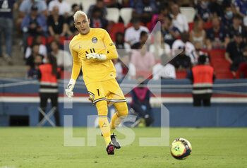 2021-08-14 - Goalkeeper of PSG Keylor Navas during the French championship Ligue 1 football match between Paris Saint-Germain and RC Strasbourg on August 14, 2021 at Parc des Princes stadium in Paris, France - Photo Jean Catuffe / DPPI - PARIS SAINT-GERMAIN VS RC STRASBOURG - FRENCH LIGUE 1 - SOCCER