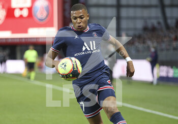 2021-08-20 - Kylian Mbappe of PSG during the French championship Ligue 1 football match between Stade Brestois 29 and Paris Saint-Germain (PSG) on August 20, 2021 at Stade Francis Le Ble in Brest, France - Photo Jean Catuffe / DPPI - STADE BRESTOIS 29 VS PARIS SAINT-GERMAIN (PSG) - FRENCH LIGUE 1 - SOCCER