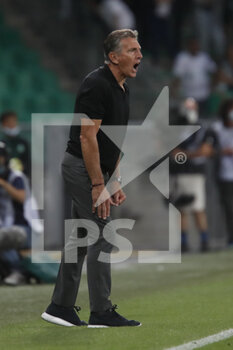 2021-08-21 - Claude PUEL coach of Saint Etienne during the French championship Ligue 1 football match between AS Saint-Etienne and LOSC Lille on August 21, 2021 at Geoffroy-Guichard stadium in Saint-Etienne, France - Photo Romain Biard / Isports / DPPI - AS SAINT-ETIENNE (ASSE) VS LILLE OSC (LOSC) - FRENCH LIGUE 1 - SOCCER