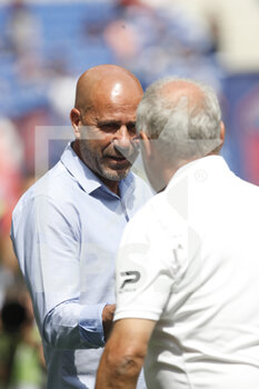 2021-08-22 - Peter BOSZ coach of Lyon and Pascal GASTIEN coach of Clermont during the French championship Ligue 1 football match between Olympique Lyonnais and Clermont Foot 63 on August 22, 2021 at Groupama stadium in Decines-Charpieu near Lyon, France - Photo Romain Biard / Isports / DPPI - OLYMPIQUE LYONNAIS VS CLERMONT FOOT 63 - FRENCH LIGUE 1 - SOCCER