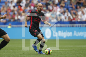 2021-08-22 - Johan GASTIEN of Clermont during the French championship Ligue 1 football match between Olympique Lyonnais and Clermont Foot 63 on August 22, 2021 at Groupama stadium in Decines-Charpieu near Lyon, France - Photo Romain Biard / Isports / DPPI - OLYMPIQUE LYONNAIS VS CLERMONT FOOT 63 - FRENCH LIGUE 1 - SOCCER