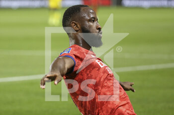 2021-08-27 - Moussa Dembele of Lyon celebrates his goal during the French championship Ligue 1 football match between FC Nantes and Olympique Lyonnais (OL) on August 27, 2021 at Stade de La Beaujoire - Louis Fonteneau in Nantes, France - Photo Jean Catuffe / DPPI - FC NANTES VS OLYMPIQUE LYONNAIS - FRENCH LIGUE 1 - SOCCER