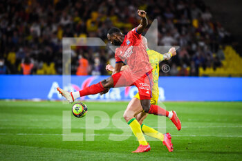 2021-08-27 - Moussa DEMBELE of Lyon during the French championship Ligue 1 football match between FC Nantes and Olympique Lyonnais on August 27, 2021 at La Beaujoire - Louis Fonteneau stadium in Nantes, France - Photo Matthieu Mirville / DPPI - FC NANTES VS OLYMPIQUE LYONNAIS - FRENCH LIGUE 1 - SOCCER