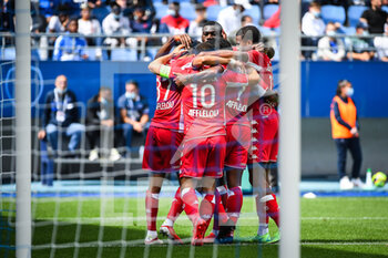 2021-08-29 - Sofiane DIOP of Monaco celebrate his goal with teammates during the French championship Ligue 1 football match between ESTAC Troyes and AS Monaco on August 29, 2021 at Stade de L'Aube in Troyes, France - Photo Matthieu Mirville / DPPI - ESTAC TROYES VS AS MONACO - FRENCH LIGUE 1 - SOCCER