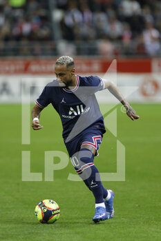 2021-08-29 - Neymar during the French championship Ligue 1 football match between Stade de Reims and Paris Saint-Germain on August 29, 2021 at Auguste Delaune stadium in Reims, France - Photo Mehdi Taamallah / DPPI - STADE DE REIMS VS PARIS SAINT-GERMAIN - FRENCH LIGUE 1 - SOCCER