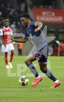 2021-08-29 - Abdou Diallo of PSG during the French championship Ligue 1 football match between Stade de Reims and Paris Saint-Germain on August 29, 2021 at Stade Auguste Delaune in Reims, France - Photo Jean Catuffe / DPPI - STADE DE REIMS VS PARIS SAINT-GERMAIN - FRENCH LIGUE 1 - SOCCER