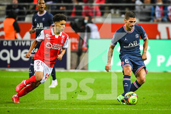 2021-08-29 - Ilan KEBBAL of Reims and Marco VERRATTI of PSG during the French championship Ligue 1 football match between Stade de Reims and Paris Saint-Germain on August 29, 2021 at Auguste Delaune stadium in Reims, France - STADE DE REIMS VS PARIS SAINT-GERMAIN - FRENCH LIGUE 1 - SOCCER