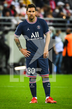 2021-08-29 - Lionel (Leo) MESSI of PSG during the French championship Ligue 1 football match between Stade de Reims and Paris Saint-Germain on August 29, 2021 at Auguste Delaune stadium in Reims, France - Photo Matthieu Mirville / DPPI - STADE DE REIMS VS PARIS SAINT-GERMAIN - FRENCH LIGUE 1 - SOCCER