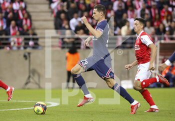 2021-08-29 - Julian Draxler of PSG during the French championship Ligue 1 football match between Stade de Reims and Paris Saint-Germain on August 29, 2021 at Auguste Delaune stadium in Reims, France - Photo Jean Catuffe / DPPI - STADE DE REIMS VS PARIS SAINT-GERMAIN - FRENCH LIGUE 1 - SOCCER