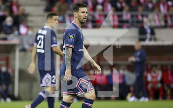 2021-08-29 - Lionel Messi of PSG during the French championship Ligue 1 football match between Stade de Reims and Paris Saint-Germain on August 29, 2021 at Auguste Delaune stadium in Reims, France - Photo Jean Catuffe / DPPI - STADE DE REIMS VS PARIS SAINT-GERMAIN - FRENCH LIGUE 1 - SOCCER