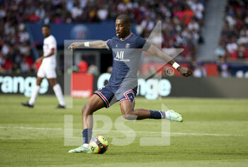 2021-09-11 - Presnel Kimpembe of PSG during the French championship Ligue 1 football match between Paris Saint-Germain (PSG) and Clermont Foot 63 on September 11, 2021 at Parc des Princes stadium in Paris, France - PARIS SAINT-GERMAIN VS CLERMONT FOOT 63 - FRENCH LIGUE 1 - SOCCER