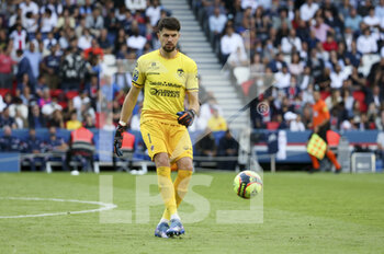 2021-09-11 - Goalkeeper of Clermont Arthur Desmas during the French championship Ligue 1 football match between Paris Saint-Germain and Clermont Foot 63 on September 11, 2021 at Parc des Princes stadium in Paris, France - PARIS SAINT-GERMAIN VS CLERMONT FOOT 63 - FRENCH LIGUE 1 - SOCCER