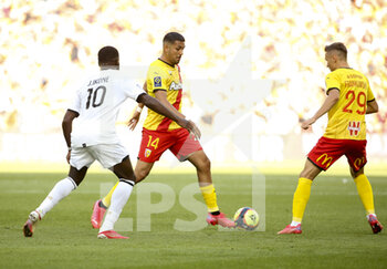 2021-09-18 - Facundo Medina of Lens during the French championship Ligue 1 football match between RC Lens (RCL) and Lille OSC (LOSC) on September 18, 2021 at stade Felix Bollaert-Delelis in Lens, France - RC LENS (RCL) VS LILLE OSC (LOSC) - FRENCH LIGUE 1 - SOCCER