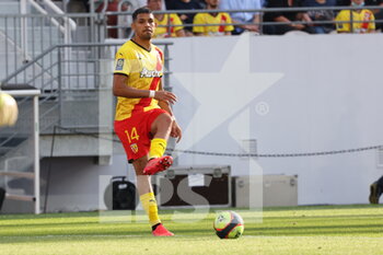 2021-09-18 - Facundo MEDINA 14 Lens during the French championship Ligue 1 football match between RC Lens and Lille OSC, LOSC, on September 18, 2021 at Bollaert-Delelis stadium in Lens, France - RC LENS VS LILLE OSC - FRENCH LIGUE 1 - SOCCER