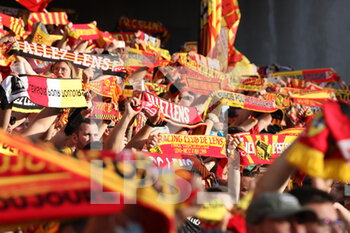 2021-09-18 - Supporters Lens during the French championship Ligue 1 football match between RC Lens and Lille OSC, LOSC, on September 18, 2021 at Bollaert-Delelis stadium in Lens, France - RC LENS VS LILLE OSC - FRENCH LIGUE 1 - SOCCER