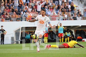 2021-09-18 - José FONTE 6 captain LOSC during the French championship Ligue 1 football match between RC Lens and Lille OSC, LOSC, on September 18, 2021 at Bollaert-Delelis stadium in Lens, France - RC LENS VS LILLE OSC - FRENCH LIGUE 1 - SOCCER