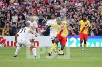 2021-09-18 - Seko FOFANA 8 captain Lens during the French championship Ligue 1 football match between RC Lens and Lille OSC, LOSC, on September 18, 2021 at Bollaert-Delelis stadium in Lens, France - RC LENS VS LILLE OSC - FRENCH LIGUE 1 - SOCCER