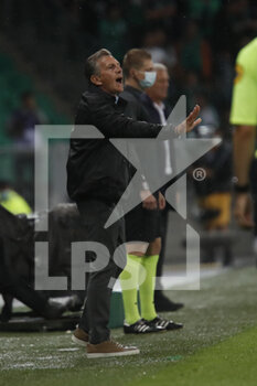 2021-09-18 - Claude PUEL coach of Saint Etienne during the French championship Ligue 1 football match between AS Saint-Etienne and FC Girondins de Bordeaux on September 18, 2021 at Geoffroy-Guichard stadium in Saint-Etienne, France - AS SAINT-ETIENNE VS FC GIRONDINS DE BORDEAUX - FRENCH LIGUE 1 - SOCCER