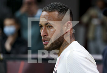 2021-09-22 - Neymar Jr of PSG during the French championship Ligue 1 football match between FC Metz and Paris Saint-Germain (PSG) on September 22, 2021 at Saint Symphorien stadium in Metz, France - FC METZ VS PARIS SAINT-GERMAIN (PSG) - FRENCH LIGUE 1 - SOCCER