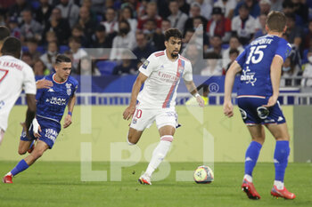 2021-09-25 - Lucas PAQUETA of Lyon during the French championship Ligue 1 football match between Olympique Lyonnais and FC Lorient on September 25, 2021 at Groupama stadium in Decines-Charpieu near Lyon, France - OLYMPIQUE LYONNAIS VS FC LORIENT - FRENCH LIGUE 1 - SOCCER