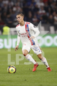 2021-09-25 - Maxence CAQUERET of Lyon during the French championship Ligue 1 football match between Olympique Lyonnais and FC Lorient on September 25, 2021 at Groupama stadium in Decines-Charpieu near Lyon, France - OLYMPIQUE LYONNAIS VS FC LORIENT - FRENCH LIGUE 1 - SOCCER