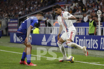 2021-09-25 - Lucas PAQUETA of Lyon and Igor SILVA DE ALMEIDA of Lorient during the French championship Ligue 1 football match between Olympique Lyonnais and FC Lorient on September 25, 2021 at Groupama stadium in Decines-Charpieu near Lyon, France - OLYMPIQUE LYONNAIS VS FC LORIENT - FRENCH LIGUE 1 - SOCCER