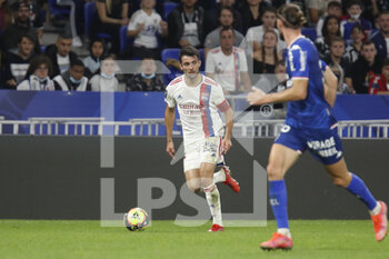 2021-09-25 - Leo DUBOIS of Lyon during the French championship Ligue 1 football match between Olympique Lyonnais and FC Lorient on September 25, 2021 at Groupama stadium in Decines-Charpieu near Lyon, France - OLYMPIQUE LYONNAIS VS FC LORIENT - FRENCH LIGUE 1 - SOCCER