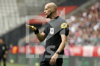 2021-09-26 - Referee Eric Wattellier during the French championship Ligue 1 football match between Stade de Reims and FC Nantes (FCN) on September 26, 2021 at Stade Auguste Delaune in Reims, France - STADE DE REIMS VS FC NANTES (FCN) - FRENCH LIGUE 1 - SOCCER