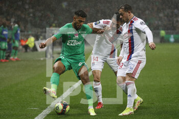 2021-10-03 - Denis BOUANGA of Saint Etienne and Leo DUBOIS of Lyon and Xherdan SHAQIRI of Lyon during the French championship Ligue 1 football match between AS Saint-Etienne and Olympique Lyonnais on October 3, 2021 at Geoffroy Guichard stadium in Saint-Etienne, France - AS SAINT-ETIENNE VS OLYMPIQUE LYONNAIS - FRENCH LIGUE 1 - SOCCER