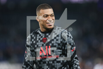 2021-10-15 - Kylian Mbappé of PSG during the French championship Ligue 1 football match between Paris Saint-Germain and SCO Angers on October 15, 2021 at Parc des Princes stadium in Paris, France - PARIS SAINT-GERMAIN VS SCO ANGERS - FRENCH LIGUE 1 - SOCCER