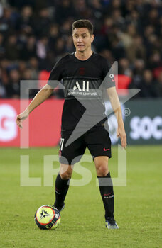 2021-10-15 - Ander Herrera of PSG during the French championship Ligue 1 football match between Paris Saint-Germain (PSG) and SCO Angers on October 15, 2021 at Parc des Princes stadium in Paris, France - PARIS SAINT-GERMAIN VS SCO ANGERS - FRENCH LIGUE 1 - SOCCER