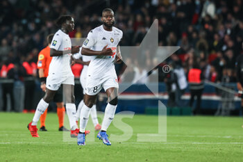 2021-10-15 - Ismael Traore of SCO Angers during the French championship Ligue 1 football match between Paris Saint-Germain and SCO Angers on October 15, 2021 at Parc des Princes stadium in Paris, France - PARIS SAINT-GERMAIN VS SCO ANGERS - FRENCH LIGUE 1 - SOCCER