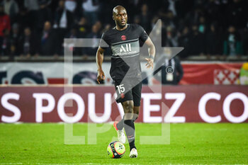 2021-10-15 - Danilo PEREIRA of PSG during the French championship Ligue 1 football match between Paris Saint-Germain and SCO Angers on October 15, 2021 at Parc des Princes stadium in Paris, France - PARIS SAINT-GERMAIN VS SCO ANGERS - FRENCH LIGUE 1 - SOCCER