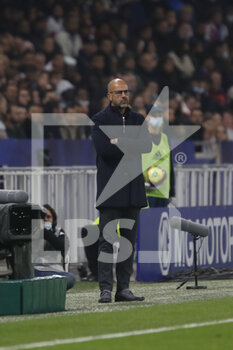 2021-10-16 - Peter BOSZ coach of Lyon during the French championship Ligue 1 football match between Olympique Lyonnais and AS Monaco on October 16, 2021 at Groupama stadium in Decines-Charpieu near Lyon, France - OLYMPIQUE LYONNAIS VS AS MONACO - FRENCH LIGUE 1 - SOCCER