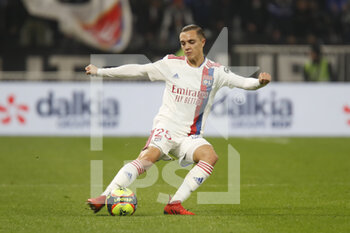 2021-10-16 - Maxence CAQUERET of Lyon during the French championship Ligue 1 football match between Olympique Lyonnais and AS Monaco on October 16, 2021 at Groupama stadium in Decines-Charpieu near Lyon, France - OLYMPIQUE LYONNAIS VS AS MONACO - FRENCH LIGUE 1 - SOCCER