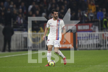 2021-10-16 - Leo DUBOIS of Lyon during the French championship Ligue 1 football match between Olympique Lyonnais and AS Monaco on October 16, 2021 at Groupama stadium in Decines-Charpieu near Lyon, France - OLYMPIQUE LYONNAIS VS AS MONACO - FRENCH LIGUE 1 - SOCCER