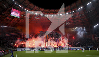 2021-10-24 - Tifo with flare, smoke during the French championship Ligue 1 football match between Olympique de Marseille (OM) and Paris Saint-Germain (PSG) on October 24, 2021 at Stade Velodrome in Marseille, France - OLYMPIQUE DE MARSEILLE (OM) VS PARIS SAINT-GERMAIN (PSG) - FRENCH LIGUE 1 - SOCCER